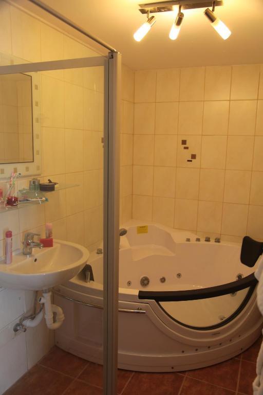 Pension Casa Topolino Vídeňské Nové Město Pokoj fotografie
