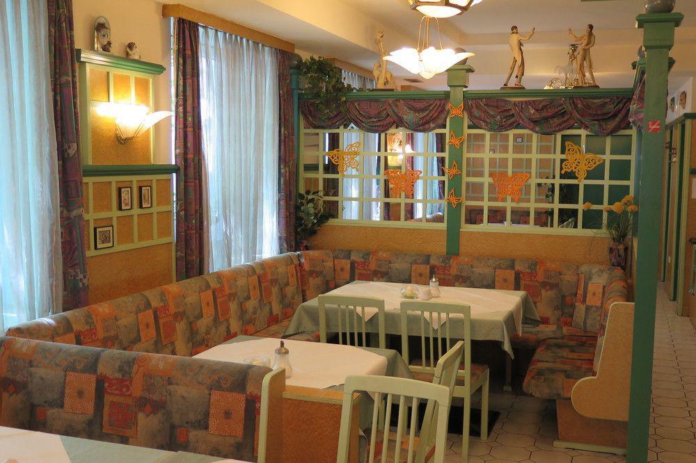Pension Casa Topolino Vídeňské Nové Město Exteriér fotografie