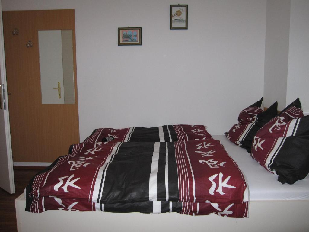 Pension Casa Topolino Vídeňské Nové Město Exteriér fotografie